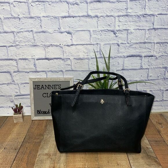 Tory Burch black saffiano Leather Robinson Tote - Picture 9 of 14